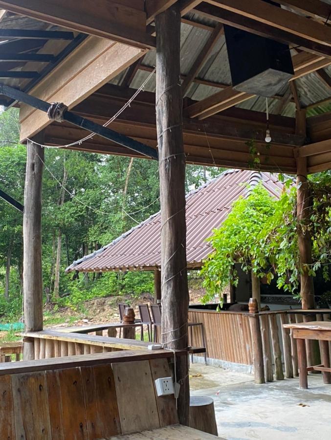 Fat Monkey Hostel Kaoh Touch Luaran gambar