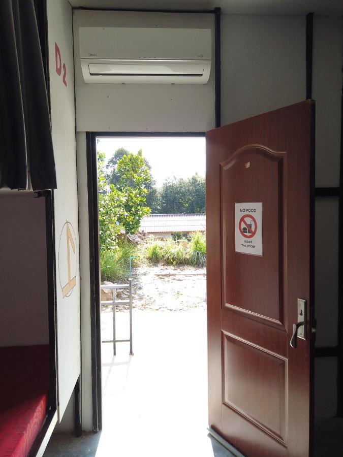 Fat Monkey Hostel Kaoh Touch Luaran gambar