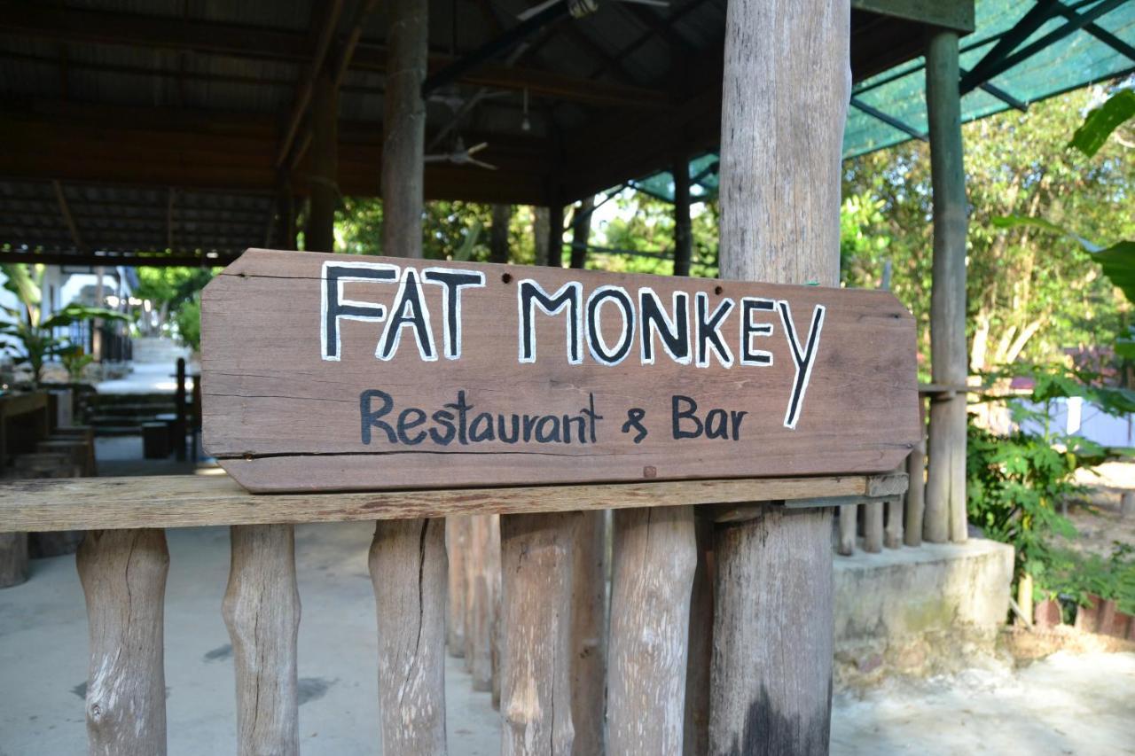 Fat Monkey Hostel Kaoh Touch Luaran gambar
