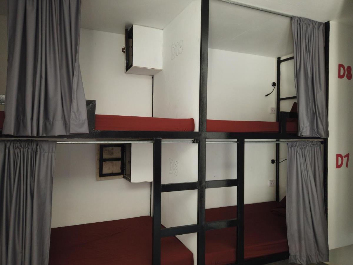 Fat Monkey Hostel Kaoh Touch Luaran gambar